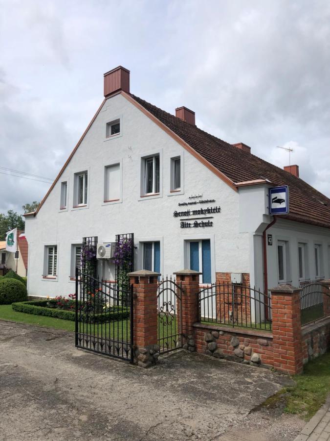 Asmonienes Sveciu Namai "Senoji Mokyklele" Hotel Smalininkai ภายนอก รูปภาพ