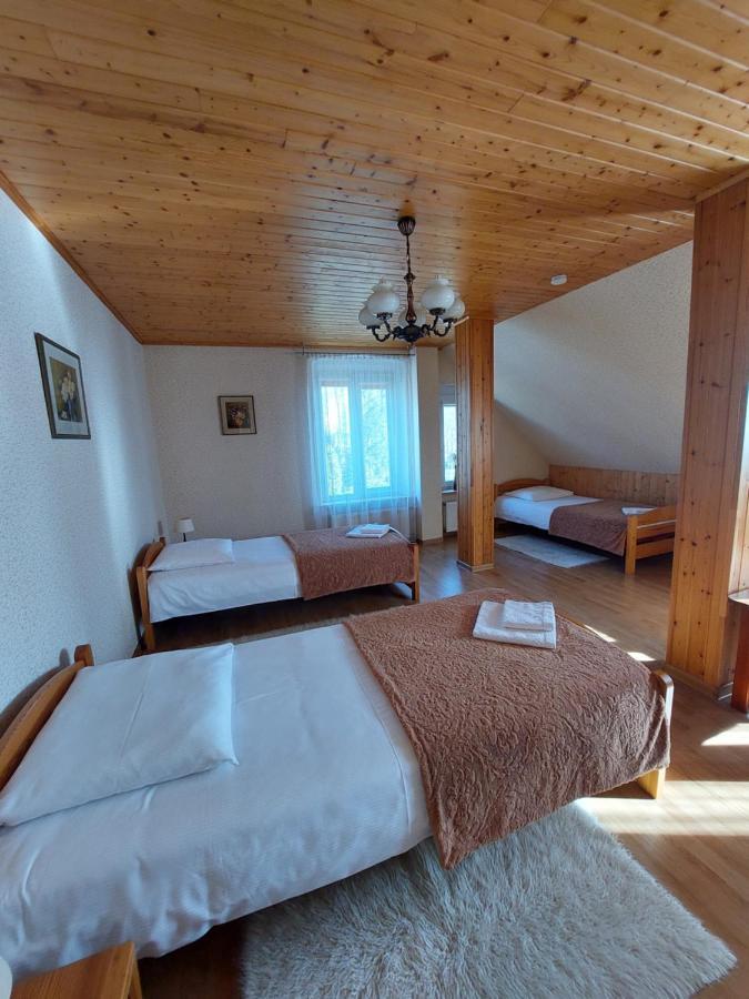 Asmonienes Sveciu Namai "Senoji Mokyklele" Hotel Smalininkai ภายนอก รูปภาพ