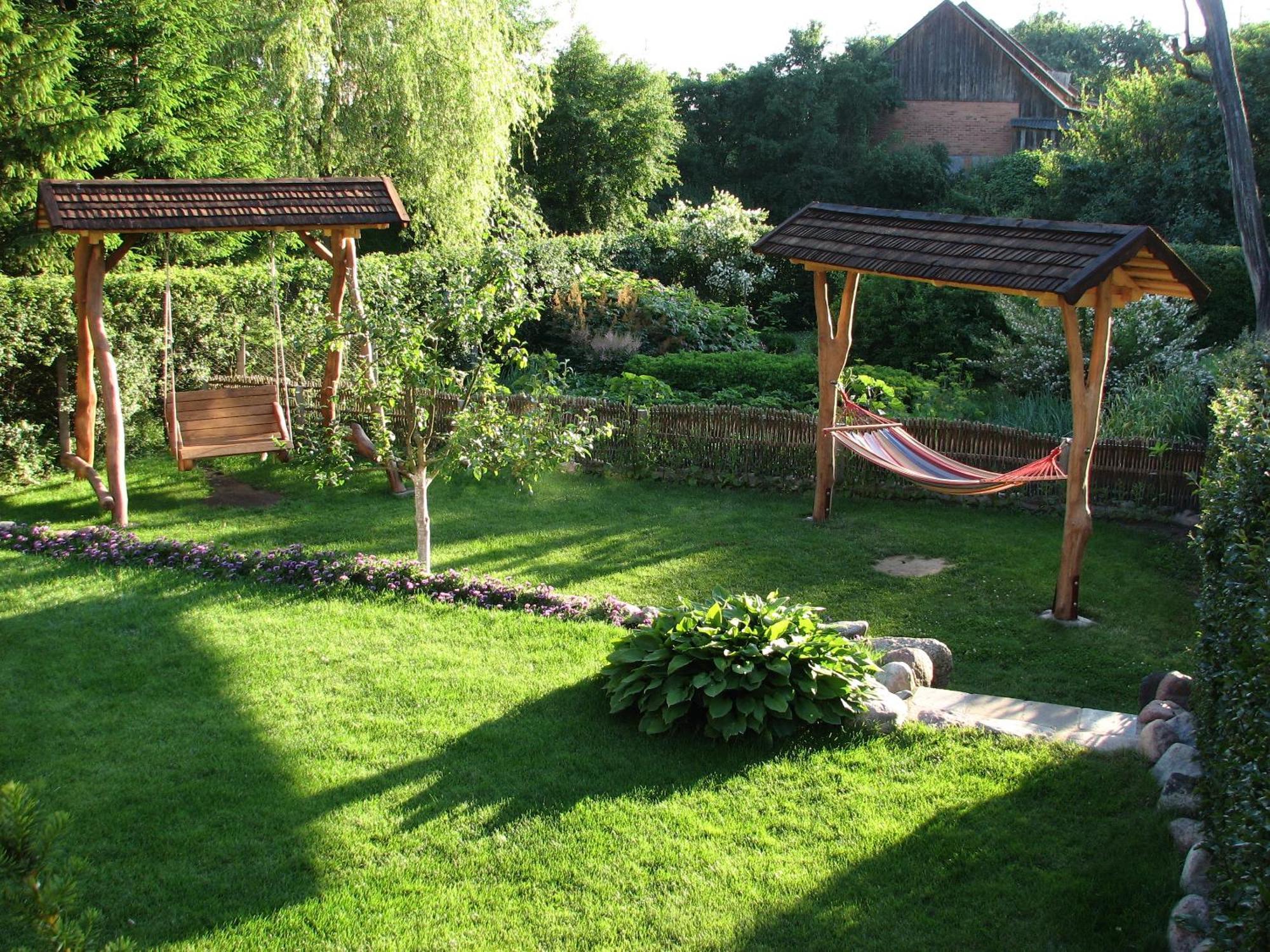 Asmonienes Sveciu Namai "Senoji Mokyklele" Hotel Smalininkai ภายนอก รูปภาพ