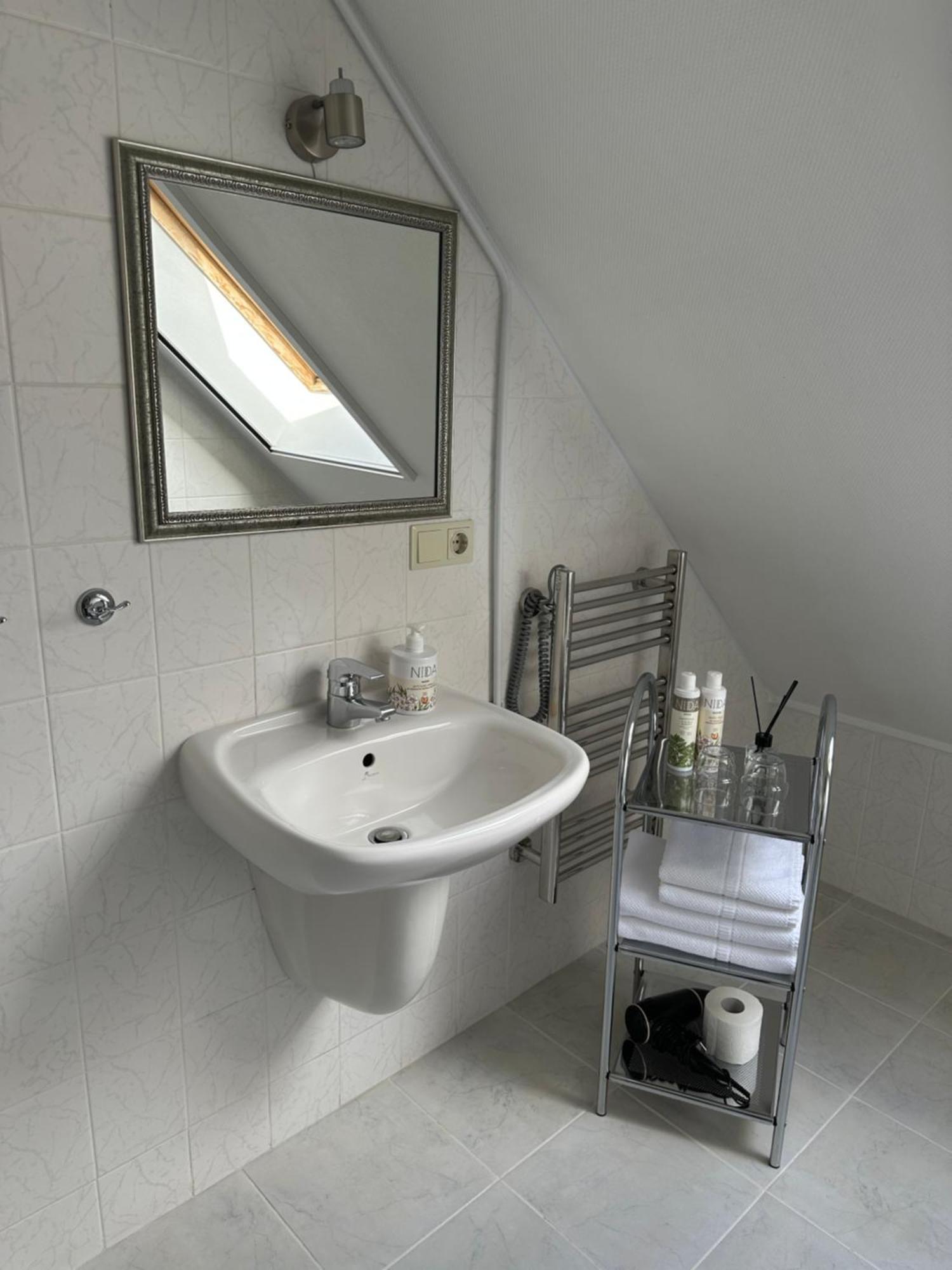Asmonienes Sveciu Namai "Senoji Mokyklele" Hotel Smalininkai ภายนอก รูปภาพ